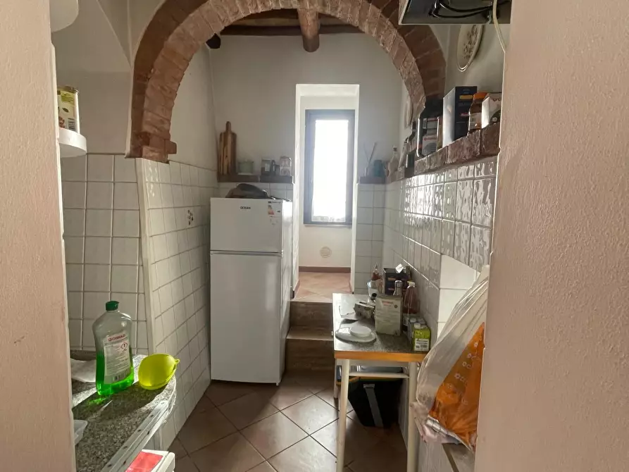 Immagine 3 di Appartamento in vendita  a Siena