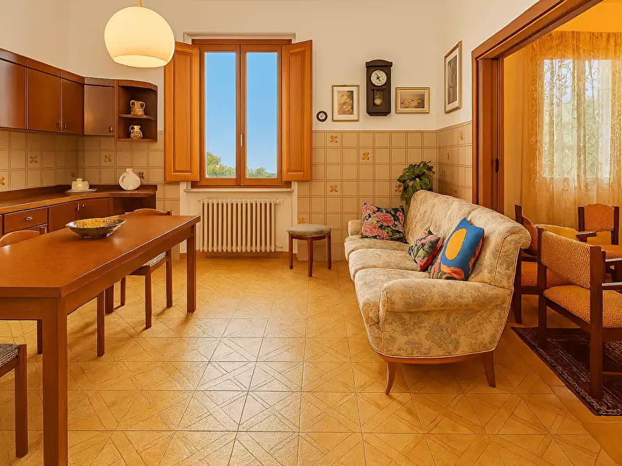 Immagine 9 di Villa in vendita  a San Miniato