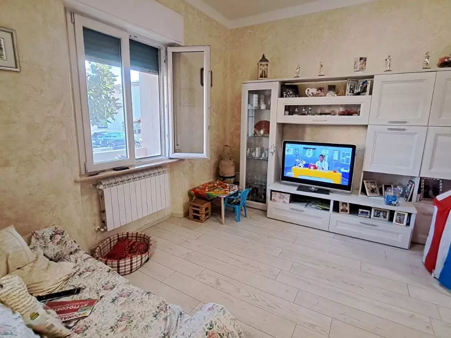 Immagine 7 di Casa bifamiliare in vendita  a Rosignano Marittimo