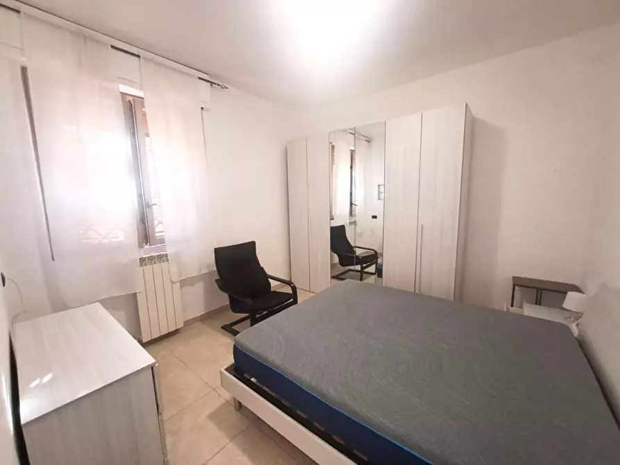 Immagine 5 di Appartamento in affitto  a Massa