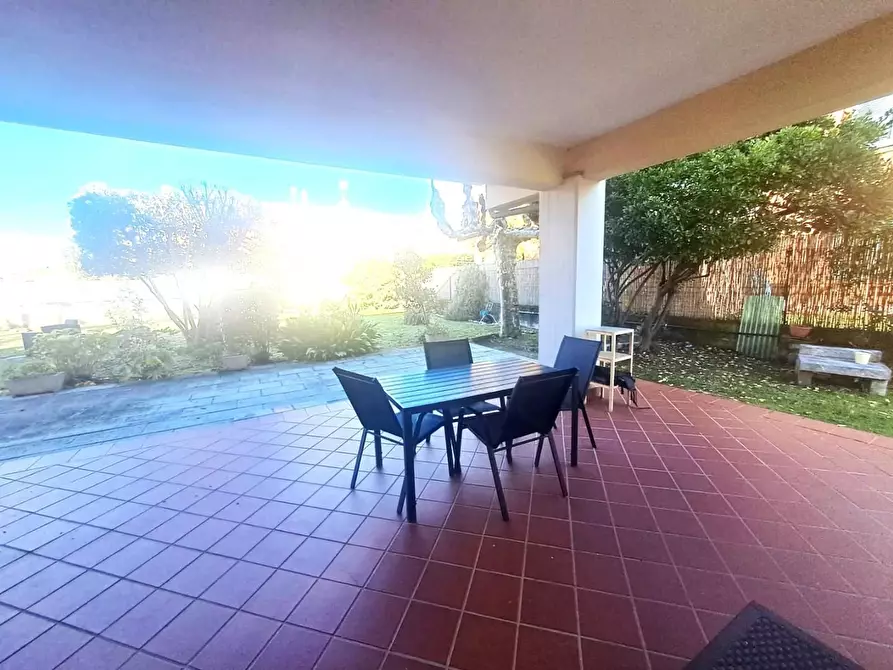 Immagine 12 di Appartamento in affitto  a Massa