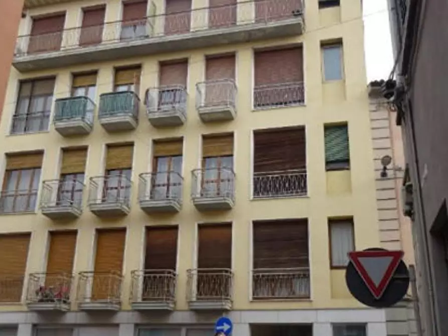 Immagine 3 di Appartamento in vendita  a Voghera