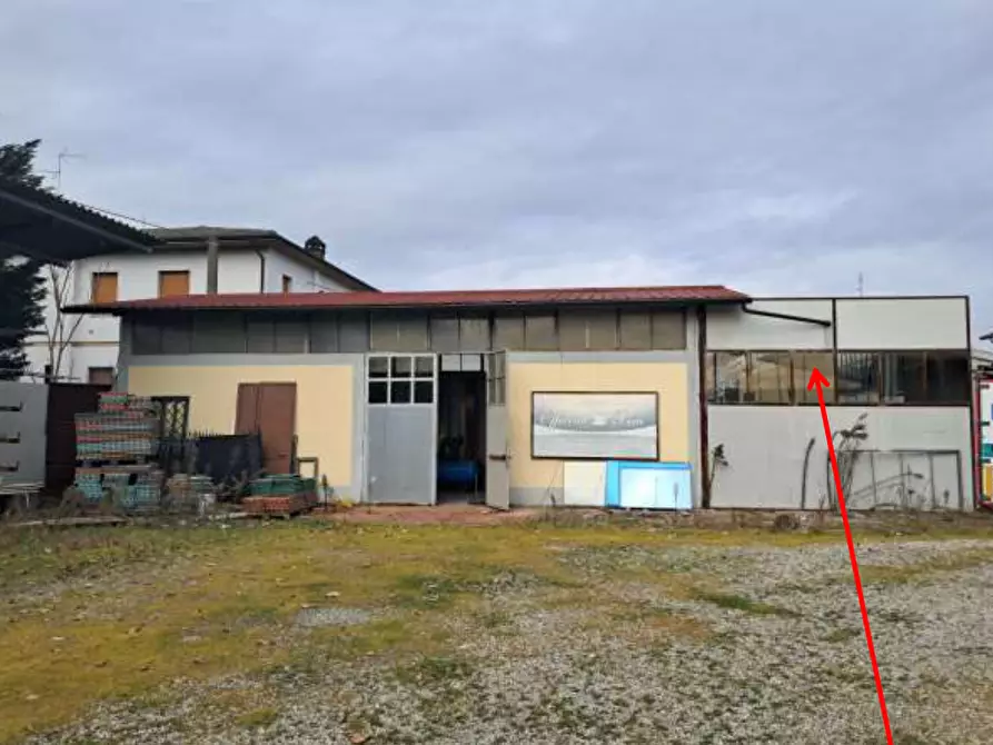 Immagine 8 di Capannone industriale in vendita  a Santa Maria Della Versa