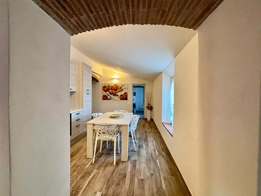 Immagine 11 di Appartamento in vendita  a Terricciola