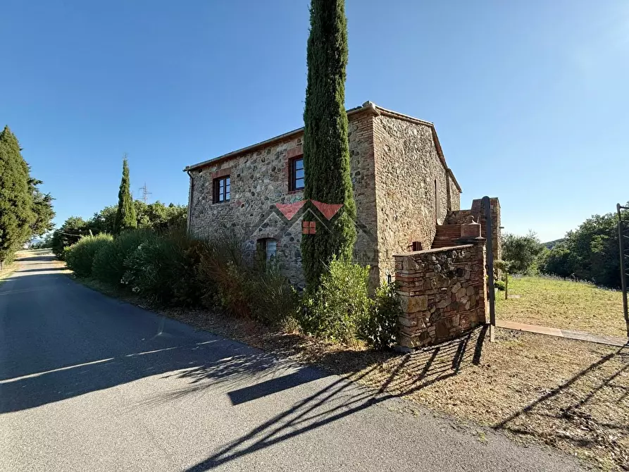 Immagine 5 di Casa colonica in vendita  a Pomarance