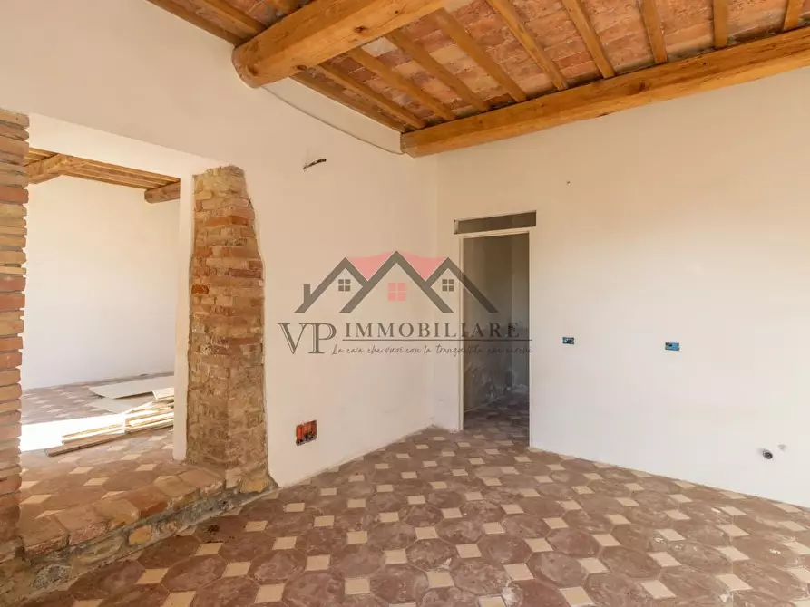 Immagine 28 di Casa colonica in vendita  a Pomarance