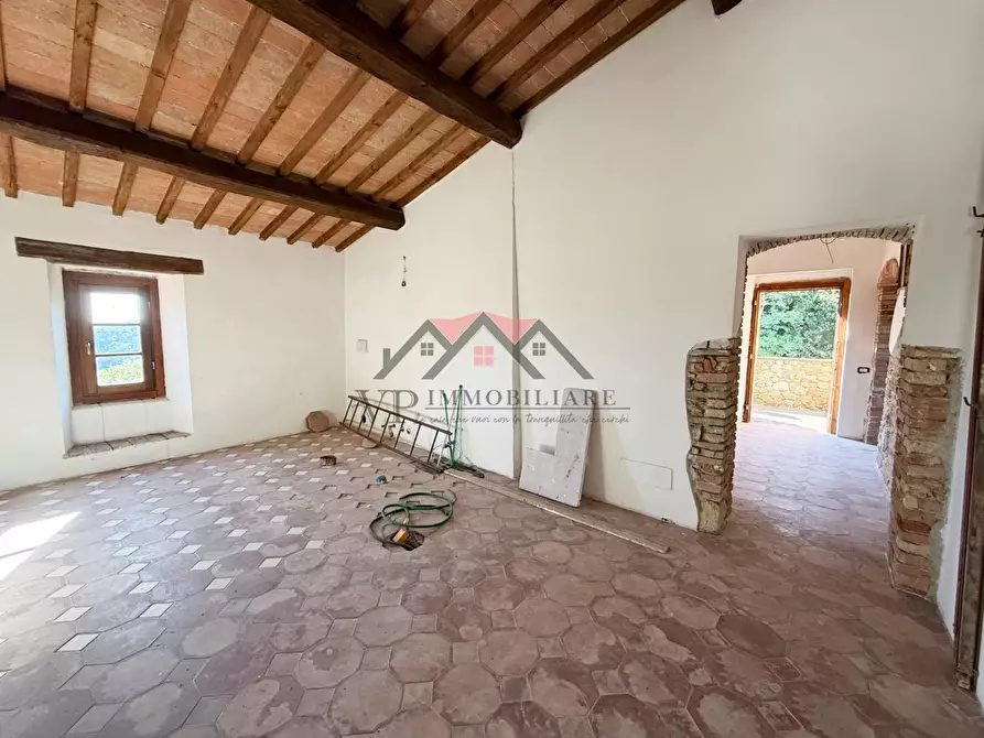 Immagine 43 di Casa colonica in vendita  a Pomarance