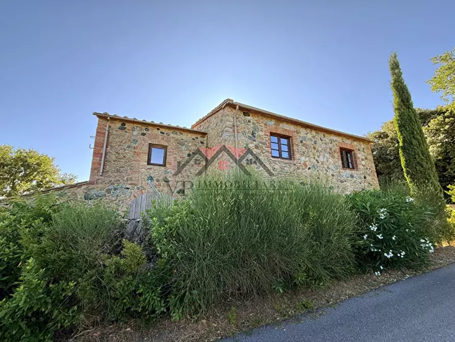 Immagine 16 di Casa colonica in vendita  a Pomarance