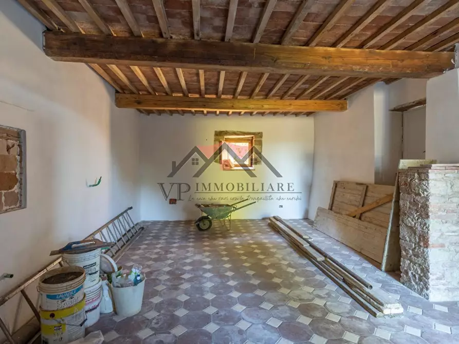 Immagine 22 di Casa colonica in vendita  a Pomarance