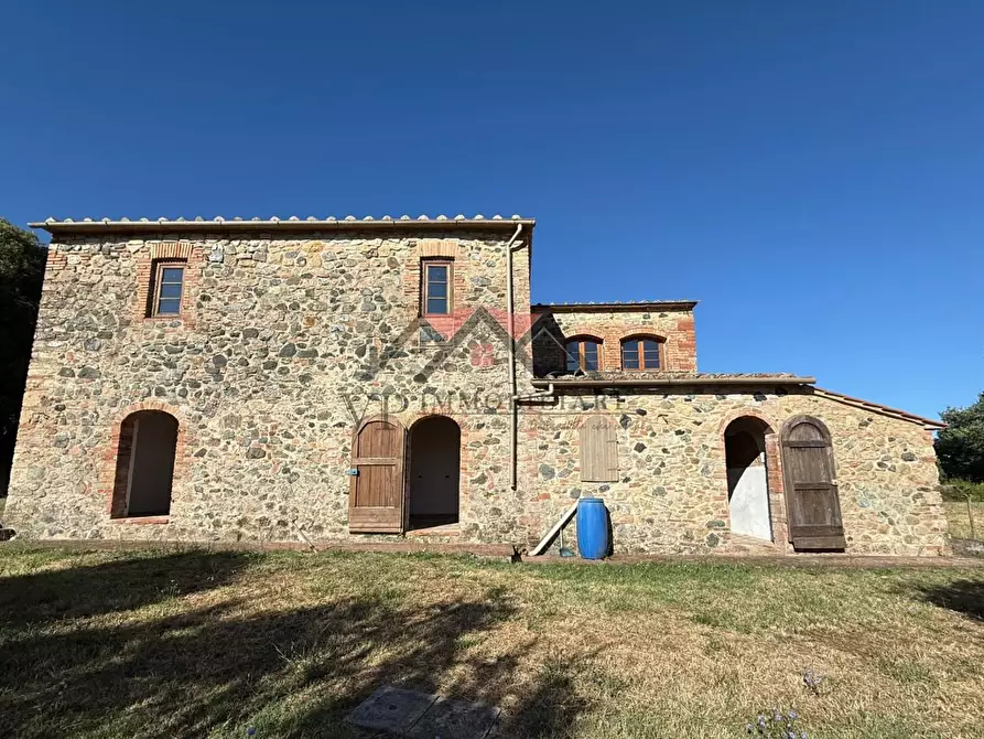 Immagine 15 di Casa colonica in vendita  a Pomarance