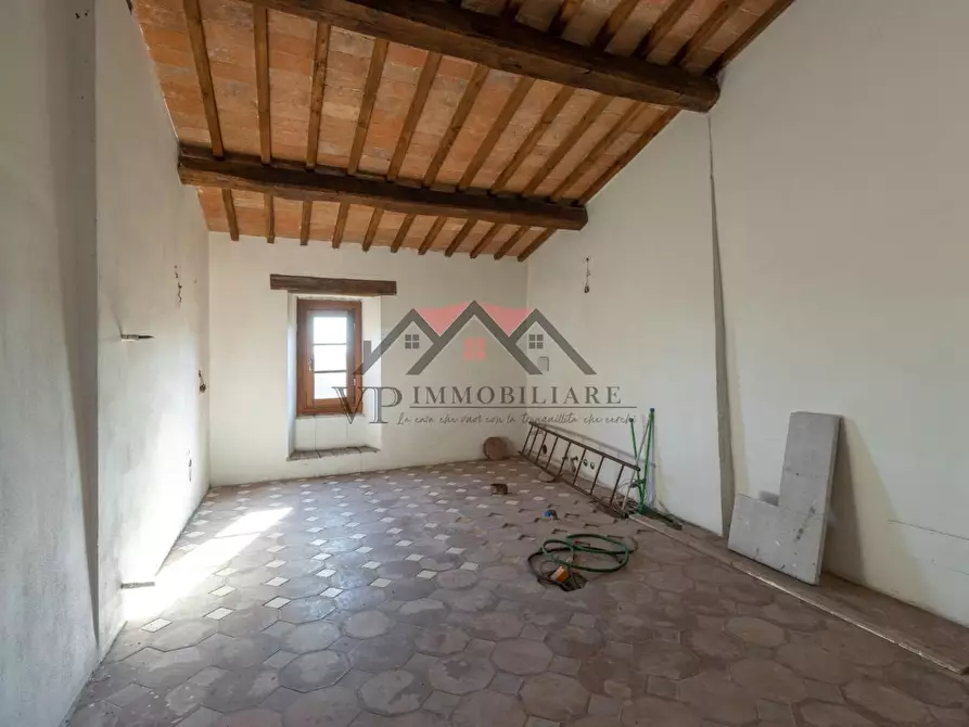 Immagine 33 di Casa colonica in vendita  a Pomarance