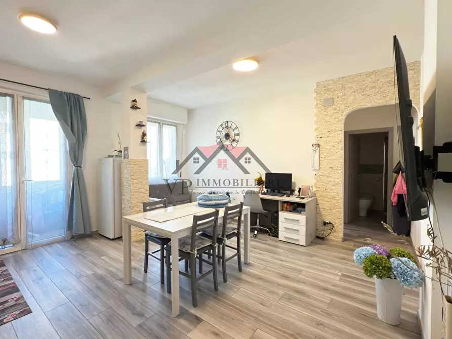 Immagine 3 di Appartamento in vendita  a Pomarance