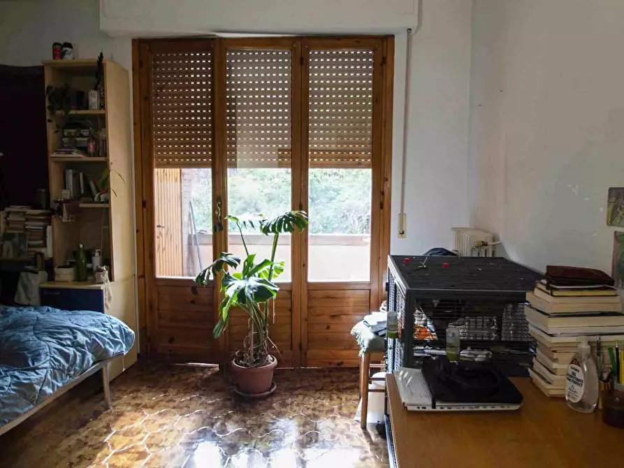 Immagine 9 di Appartamento in vendita  a Siena