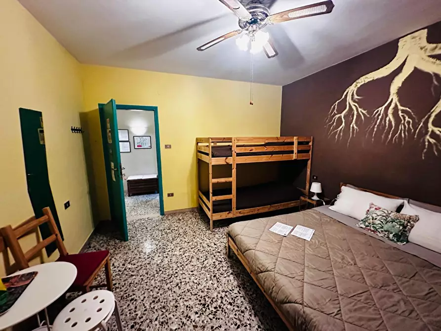 Immagine 9 di Villa in vendita  a Pisa