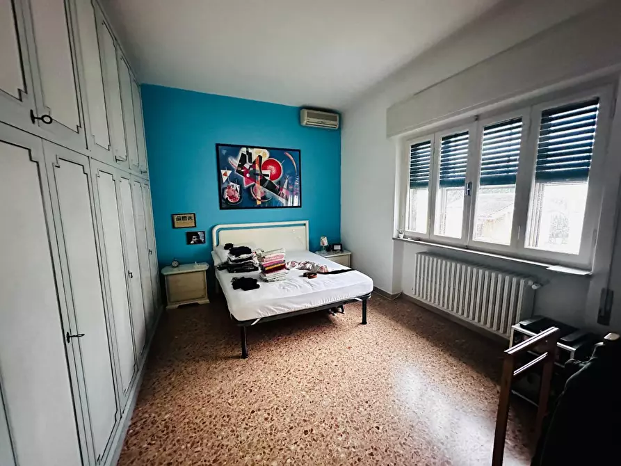 Immagine 8 di Villa in vendita  a Pisa