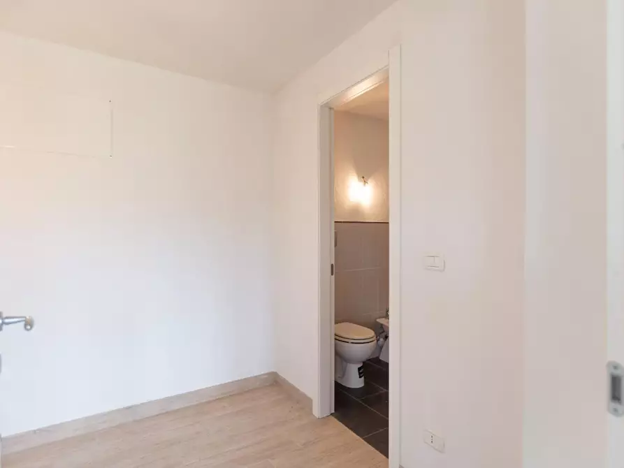 Immagine 31 di Casa semindipendente in vendita  a Ne