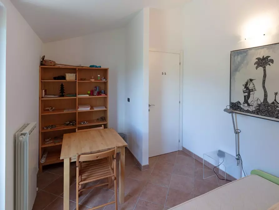 Immagine 20 di Casa semindipendente in vendita  a Ne