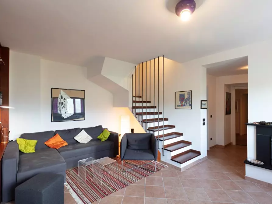 Immagine 14 di Casa semindipendente in vendita  a Ne