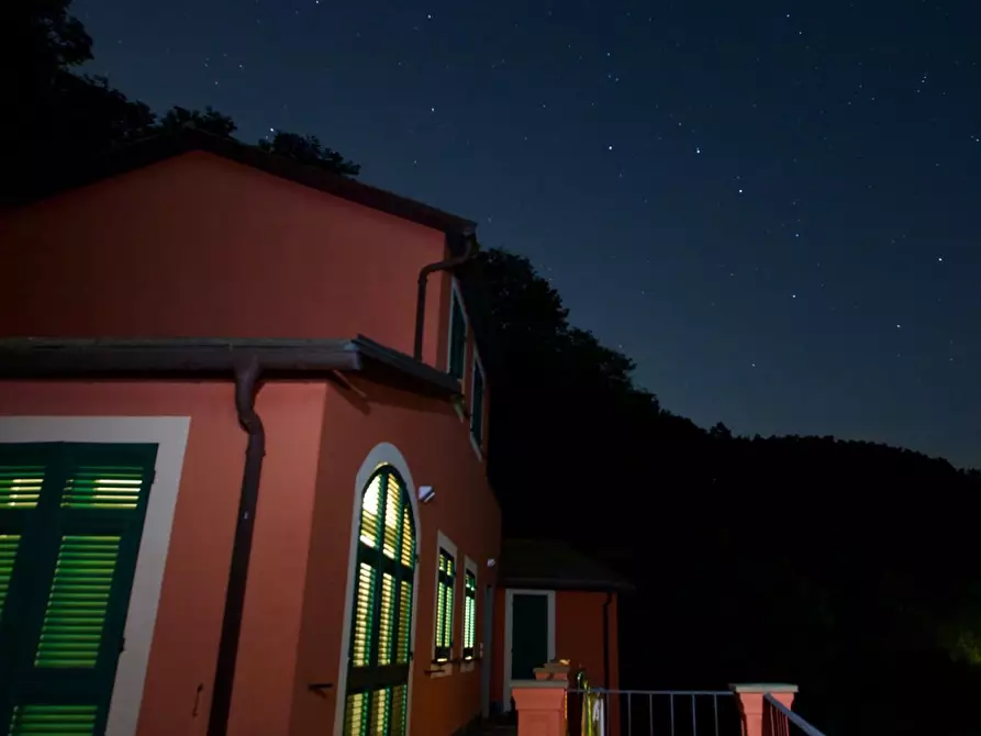 Immagine 33 di Casa semindipendente in vendita  a Ne