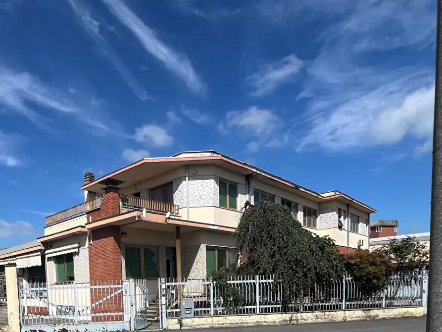 Immagine 1 di Ufficio in vendita  a Vigevano