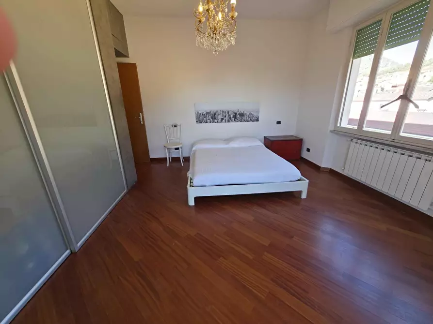 Immagine 14 di Appartamento in vendita  a Massa