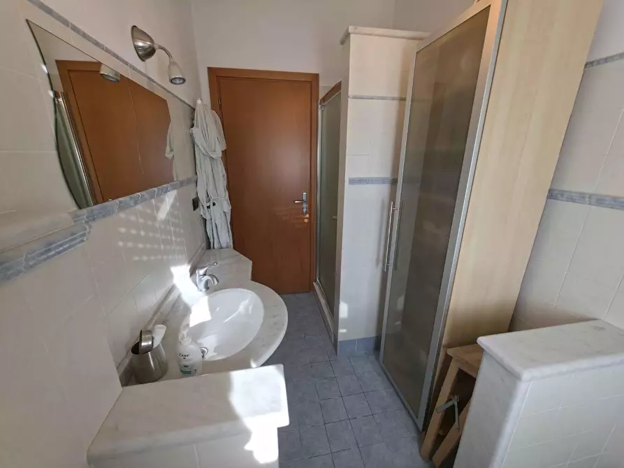 Immagine 22 di Appartamento in vendita  a Massa