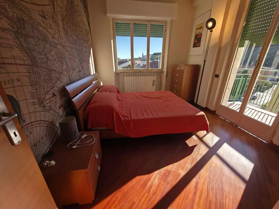 Immagine 16 di Appartamento in vendita  a Massa