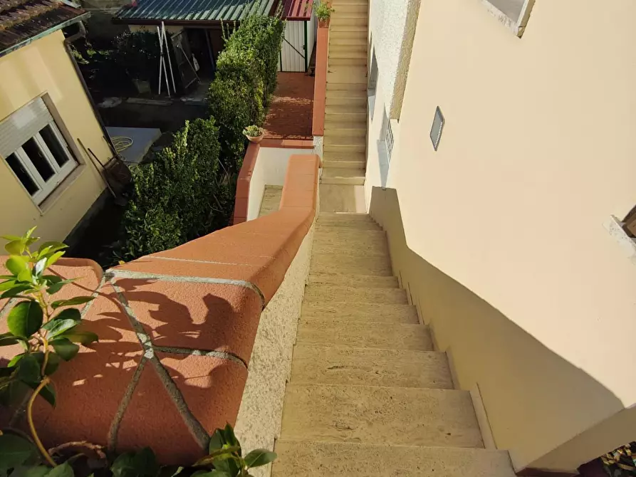 Immagine 35 di Casa semindipendente in vendita  a Viareggio