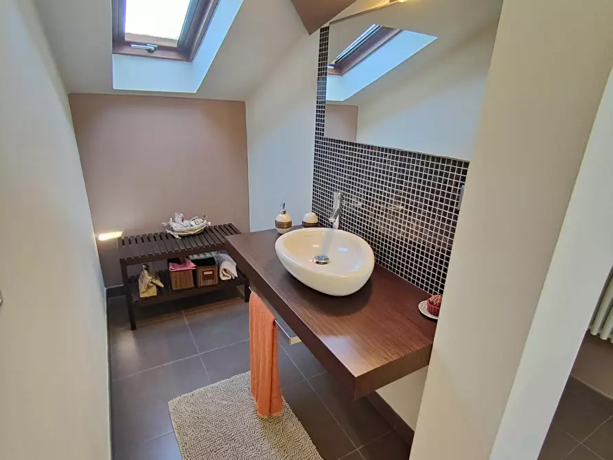 Immagine 27 di Casa semindipendente in vendita  a Viareggio