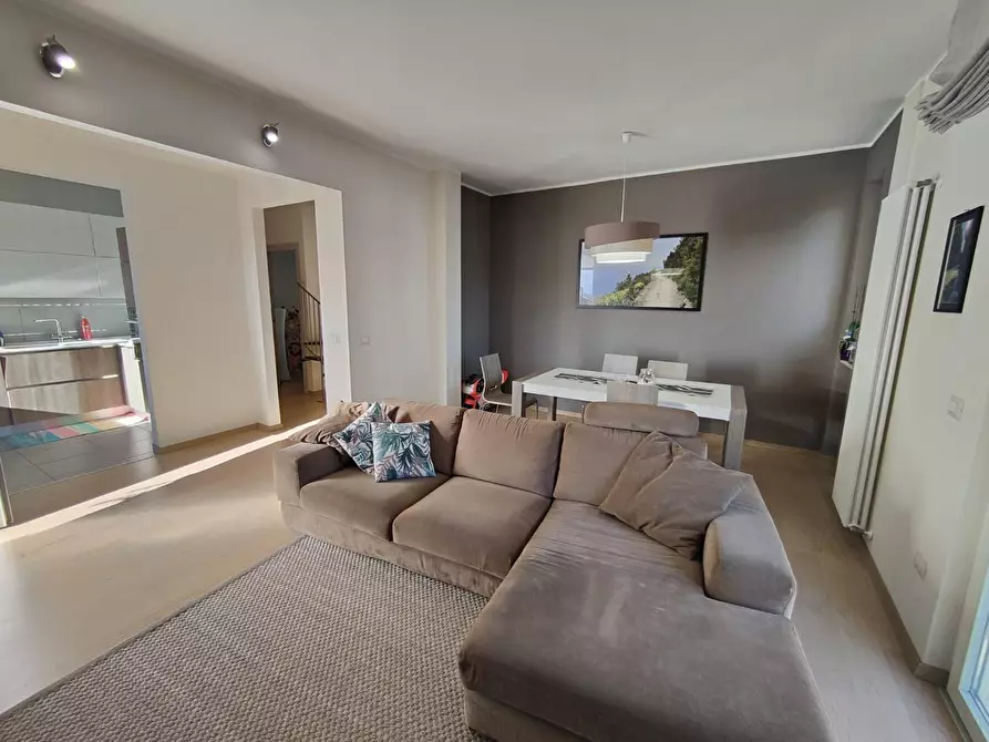 Immagine 5 di Casa semindipendente in vendita  a Viareggio