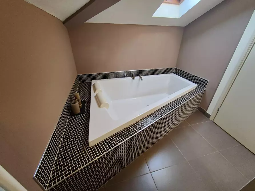 Immagine 31 di Casa semindipendente in vendita  a Viareggio