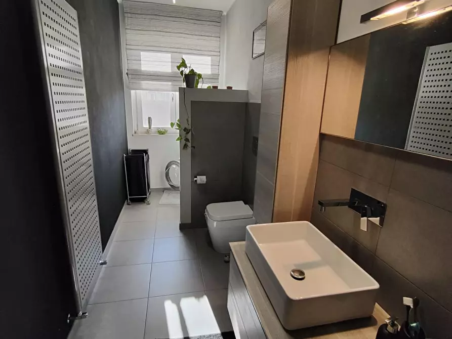 Immagine 16 di Casa semindipendente in vendita  a Viareggio