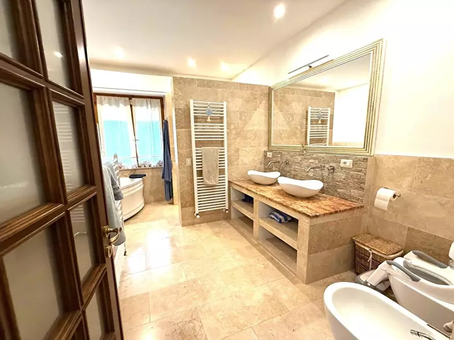 Immagine 10 di Appartamento in vendita  a Certaldo