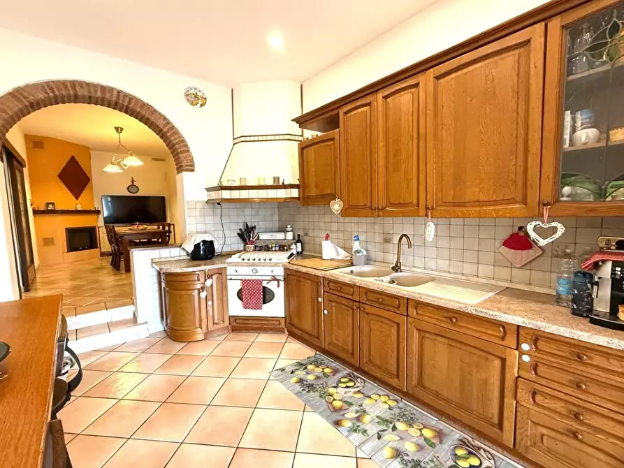 Immagine 3 di Appartamento in vendita  a Certaldo