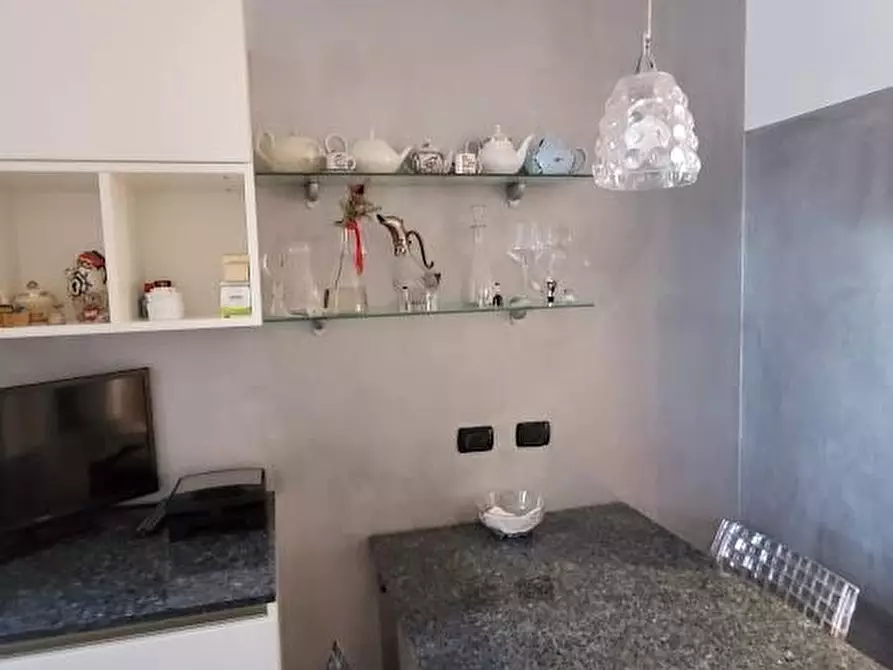 Immagine 18 di Appartamento in vendita  a Carrara