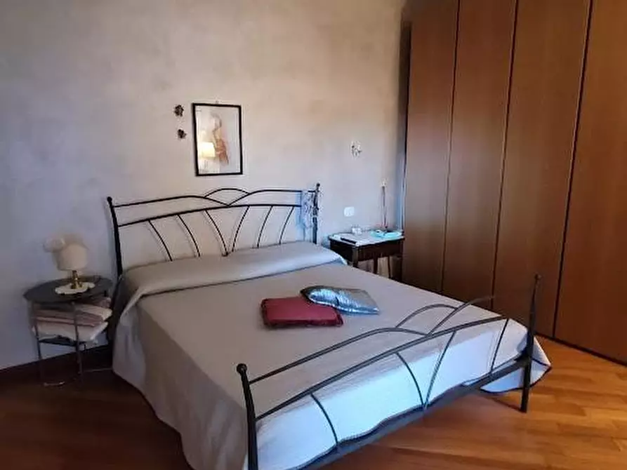 Immagine 22 di Appartamento in vendita  a Carrara