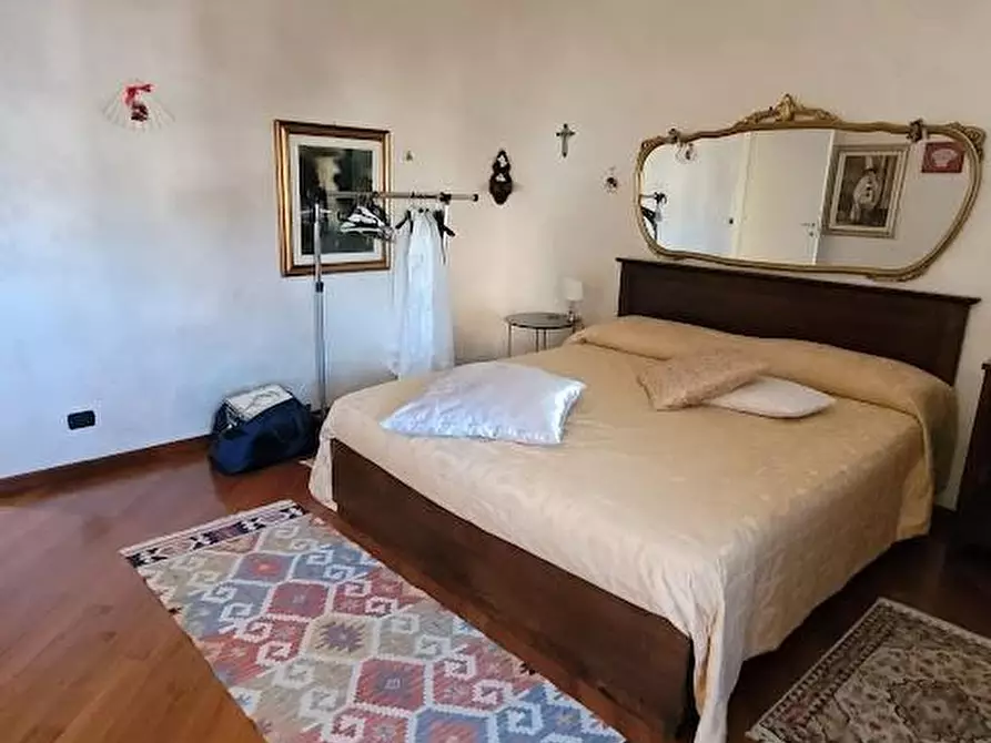 Immagine 27 di Appartamento in vendita  a Carrara