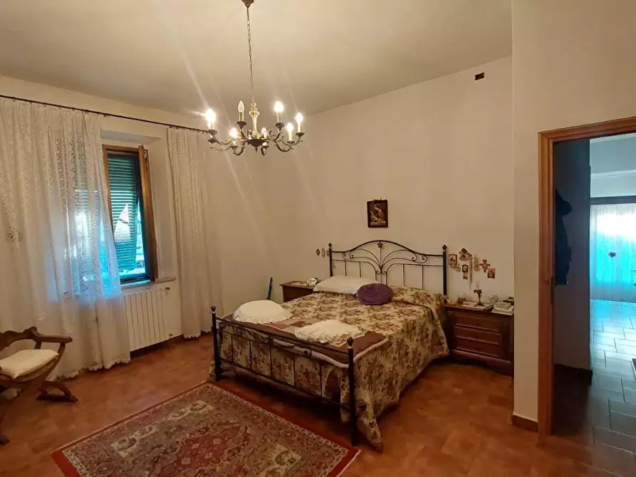 Immagine 11 di Casa indipendente in vendita  a Buti