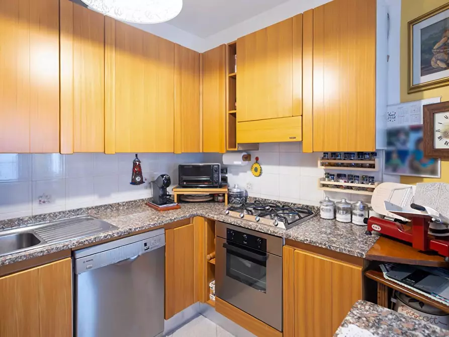 Immagine 5 di Appartamento in vendita  a Cascina