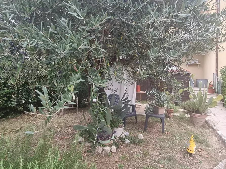 Immagine 15 di Villetta a schiera in vendita  a Colle Di Val D'elsa