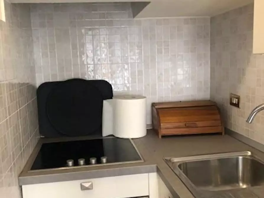 Immagine 6 di Appartamento in affitto  a Pontedera