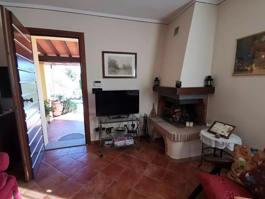 Immagine 10 di Casa indipendente in vendita  a Palaia