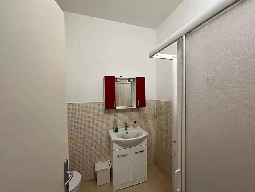 Immagine 14 di Appartamento in vendita  a Siena