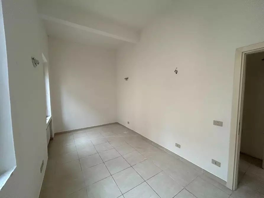 Immagine 6 di Appartamento in vendita  a Siena