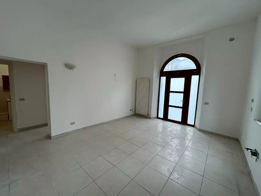 Immagine 3 di Appartamento in vendita  a Siena