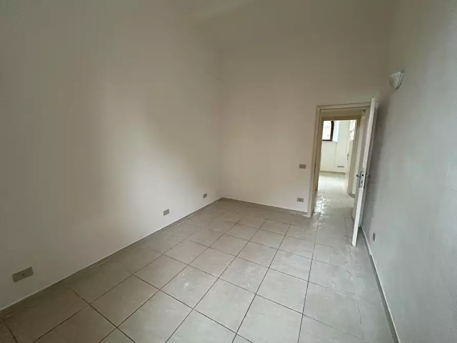 Immagine 20 di Appartamento in vendita  a Siena