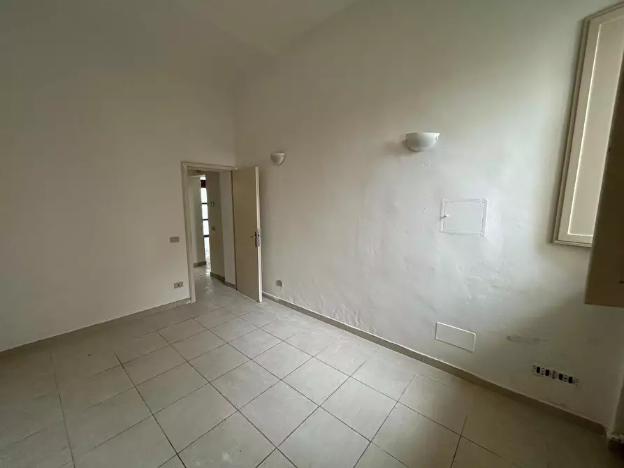 Immagine 21 di Appartamento in vendita  a Siena