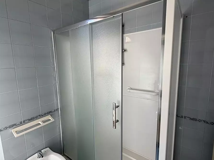 Immagine 44 di Appartamento in vendita  a Massa