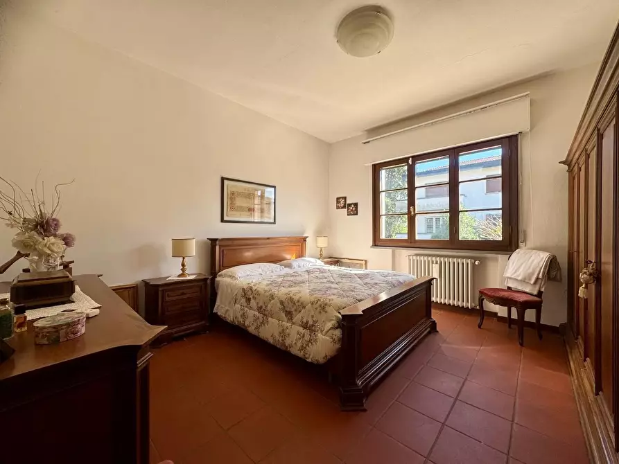 Immagine 7 di Villa in vendita  a Pontedera