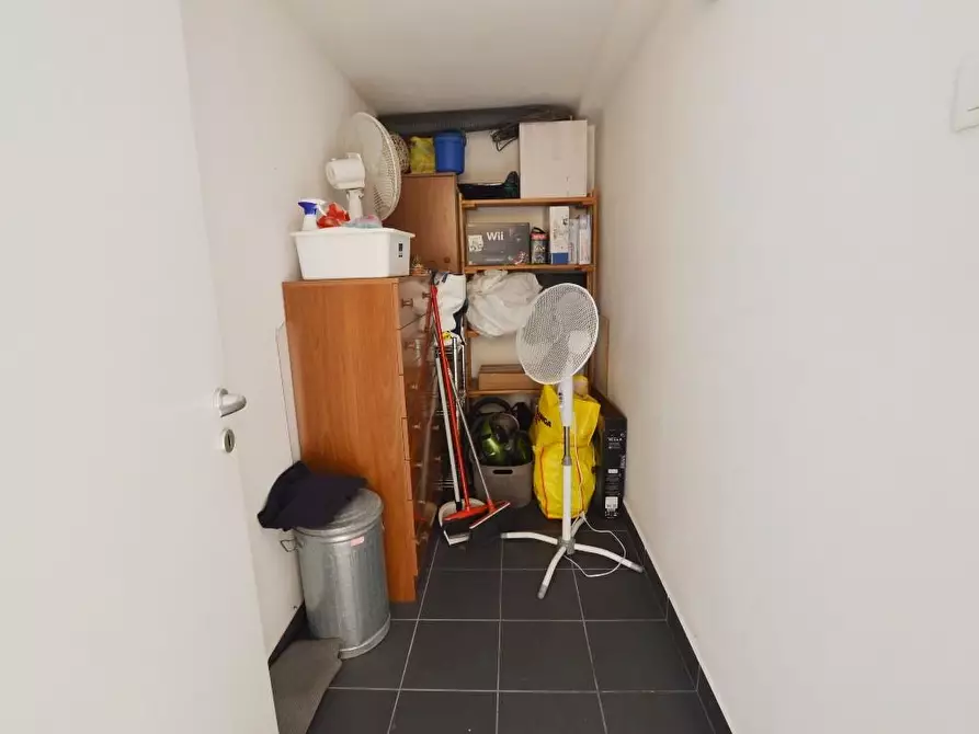 Immagine 25 di Appartamento in vendita  a Lucca